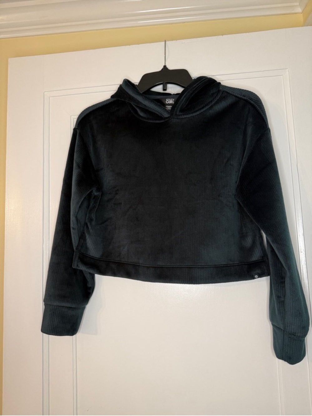 Athleta Girl Velour Cropped Hoodie M 8/10 Emerald Green Soft Cozy Lounge Sweatsh